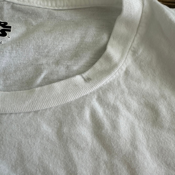 Men’s Star Wars Mandalorian Tee XXL White Red Graphic Short Sleeve Grogu - Picture 4 of 7